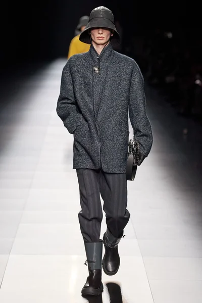 Look 31